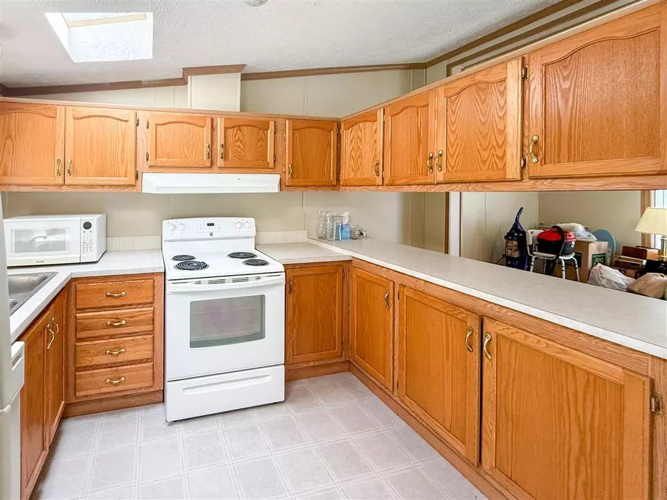 Kitchen - 4326 Laurel, Jackson, MI 49201 photo 3 of 3