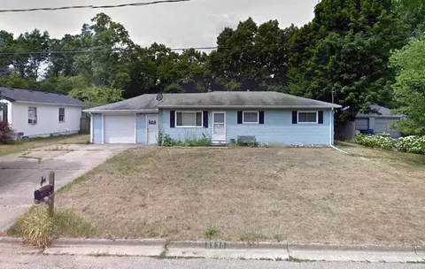 8830 Balmoral, Portage, MI 49002