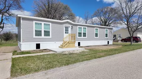 20728 Kalamazoo Rd, Big Rapids, MI 49307