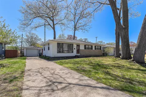 1491 Greenwich, Muskegon, MI 49441