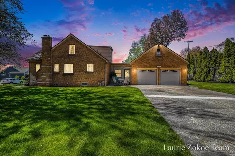 347 Dewitt, Spring Lake, MI 49456