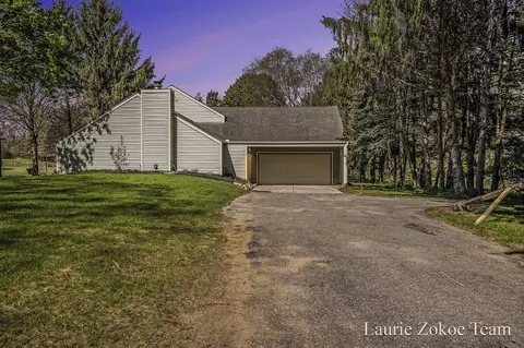 457 Fennessy, Grand Rapids, MI 49534