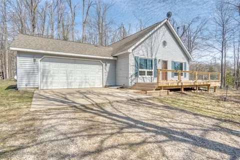 11008 Alpine Vly, Elmira, MI 49730