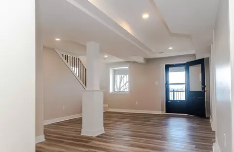 Living - 4305 Donnely, Jackson, MI 49201 photo 8 of 9
