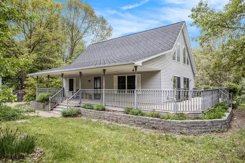 7949 N Riverview, Kalamazoo, MI 49004