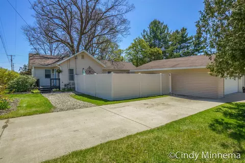 622 Quarterline, Newaygo, MI 49337