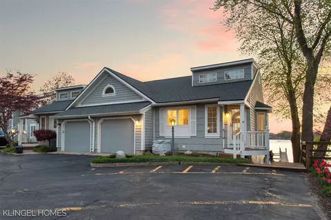 17513 N Fruitport #10, Spring Lake, MI 49456