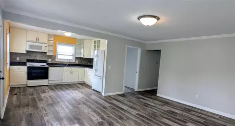Living - 2017 Martin, Ferndale, MI 48220 photo 3 of 3