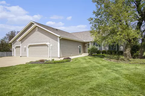 Exterior - 575 Invicta, Niles, MI 49120 photo 2 of 6