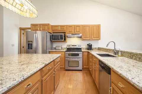 Kitchen - 575 Invicta, Niles, MI 49120 photo 3 of 3