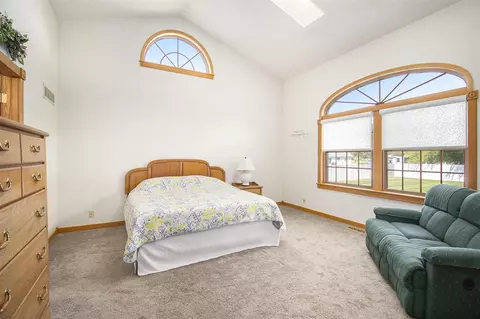 Bedroom - 575 Invicta, Niles, MI 49120 photo 1 of 5