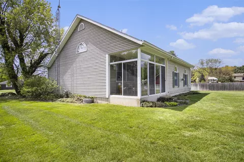 Exterior - 575 Invicta, Niles, MI 49120 photo 3 of 6