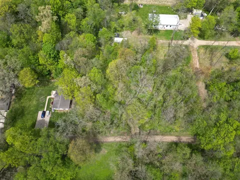 Parkway, Three Rivers, MI 49093 photo 4