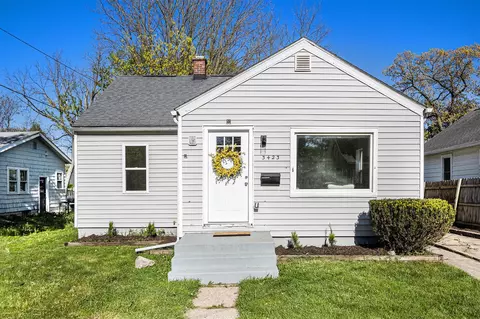 3423 Adams, Kalamazoo, MI 49008