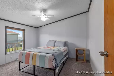 Bedroom - 8650 Raven, Zeeland, MI 49464 photo 2 of 2