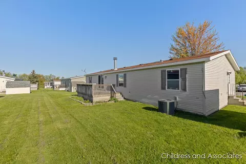 Exterior - 8650 Raven, Zeeland, MI 49464 photo 3 of 5