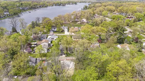 3965 Carrick, West Bloomfield, MI 48324