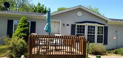 700 S Arent, Watervliet, MI 49098