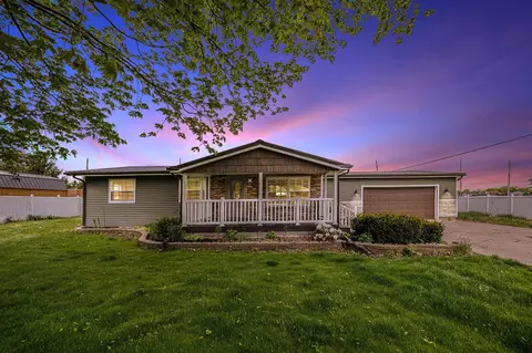 69417 Eisenhower, Sturgis, MI 49091
