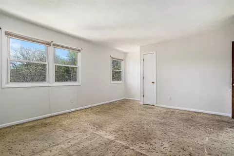 Bedroom - 105 North, Marshall, MI 49068 photo 1 of 5