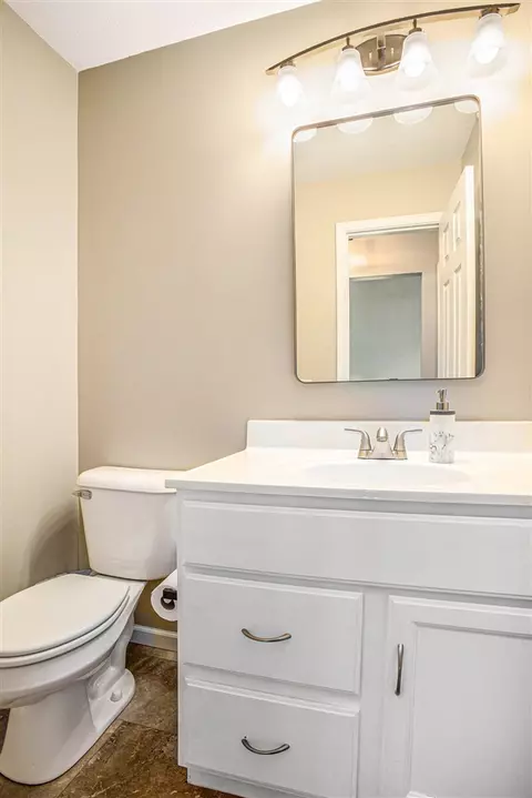 Bath - 8008 Stonehaven #2, Parma, MI 49269 photo 1 of 2