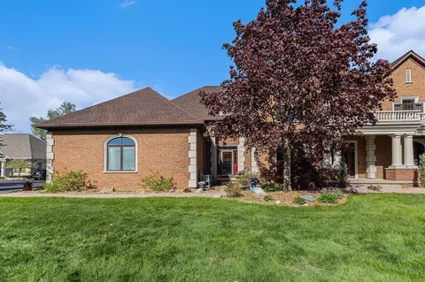 8382 Wallinwood Spgs #70, Jenison, MI 49428