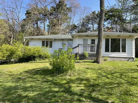 3186 Tahoe, New Era, MI 49446