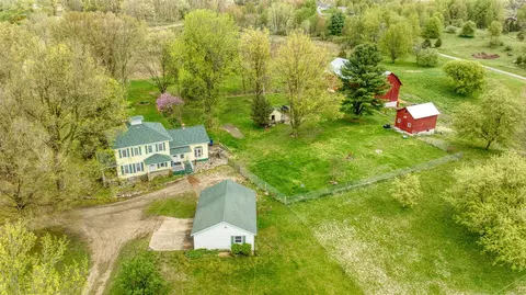 23000 Hutchinson, Battle Creek, MI 49017
