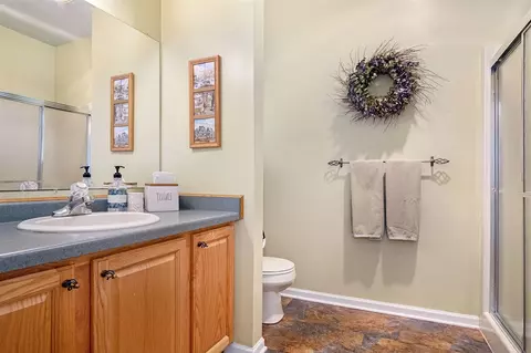 Bath - 930 Mccabe, Ada, MI 49301 photo 1 of 4