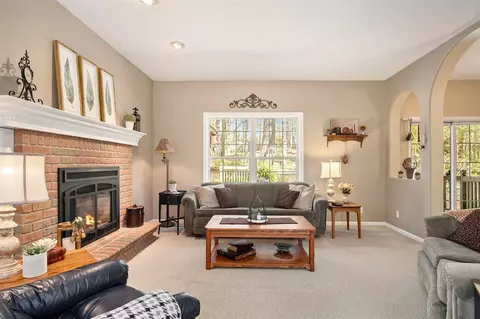 Living - 930 Mccabe, Ada, MI 49301 photo 2 of 2