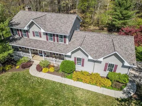 View/Area - 930 Mccabe, Ada, MI 49301 photo 2 of 5