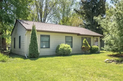 2916 James, Auburn Hills, MI 48326