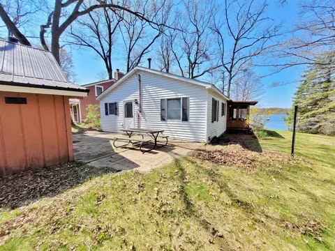 6581 N Evergreen, White Cloud, MI 49349 photo 7