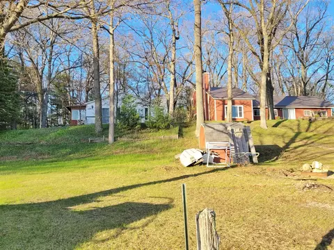 6581 N Evergreen, White Cloud, MI 49349 photo 16