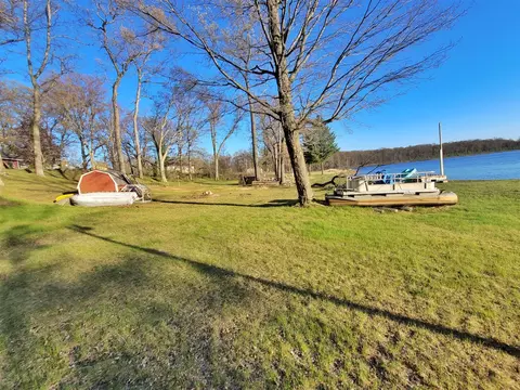 6581 N Evergreen, White Cloud, MI 49349 photo 15