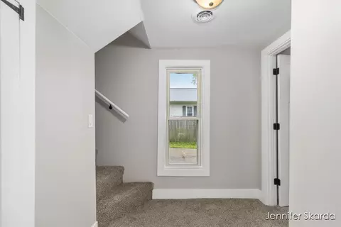 522 S Front, Belding, MI 48809 photo 11