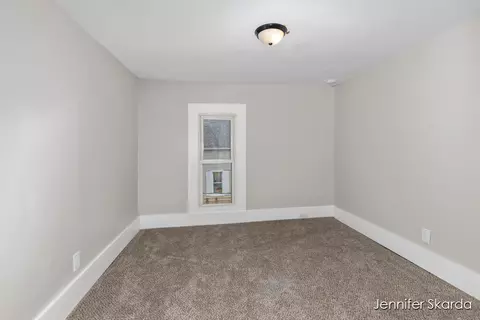 522 S Front, Belding, MI 48809 photo 15
