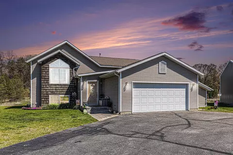 11717 14 Mile, Rockford, MI 49341