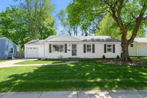 1013 Lynn, Kalamazoo, MI 49008
