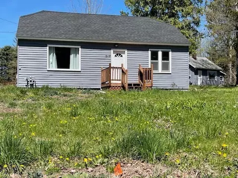 519 Whaley, Cadillac, MI 49601