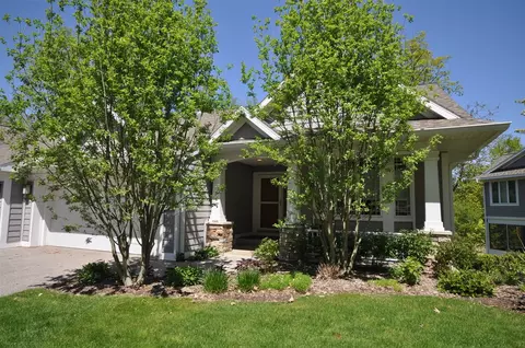 3539 Reeds Xing, Grand Rapids, MI 49546