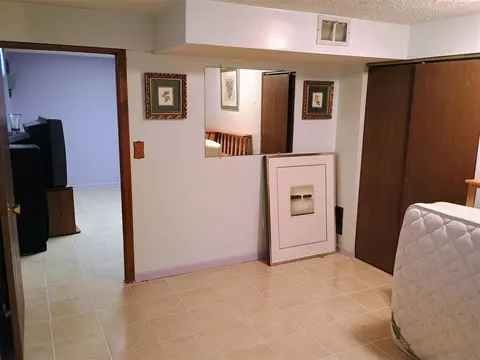 2736 Gilbert, Lansing, MI 48911 photo 32