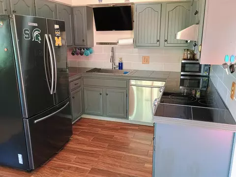 2736 Gilbert, Lansing, MI 48911 photo 19