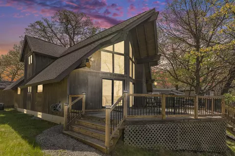 5044 Schrah, Munith, MI 49259