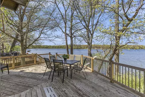 Exterior - 5044 Schrah, Munith, MI 49259 photo 2 of 2