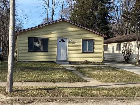 100 W Mansfield, Pontiac, MI 48340