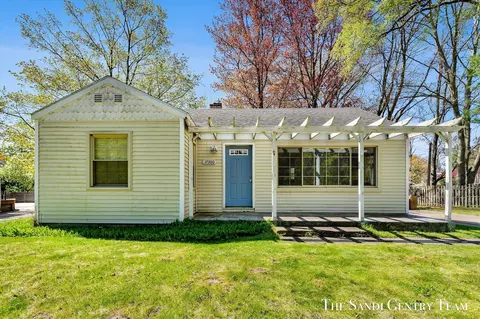 17300 W Spring Lk, Spring Lake, MI 49456