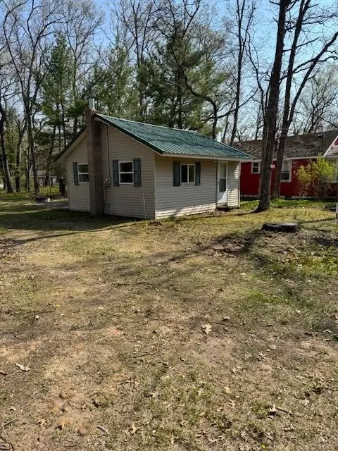 Exterior - 8038 W Hemlock, Baldwin, MI 49304 photo 1 of 4