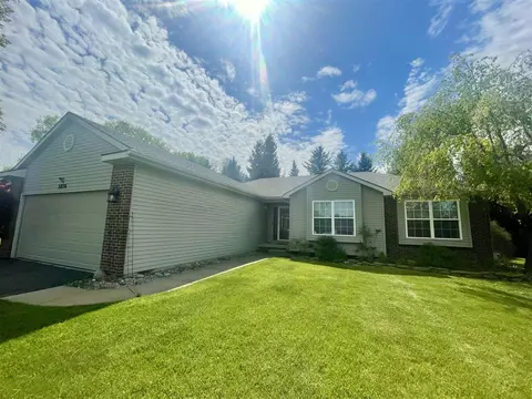 3876 Westhaven, Pinckney, MI 48169