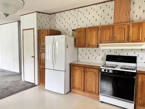Kitchen - 11126 Opel Dr, Jerome, MI 49249 photo 1 of 3